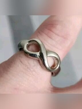 Infinity Ring Avon Silver With Sizer Inside Size 6 To 8 Promise Ring